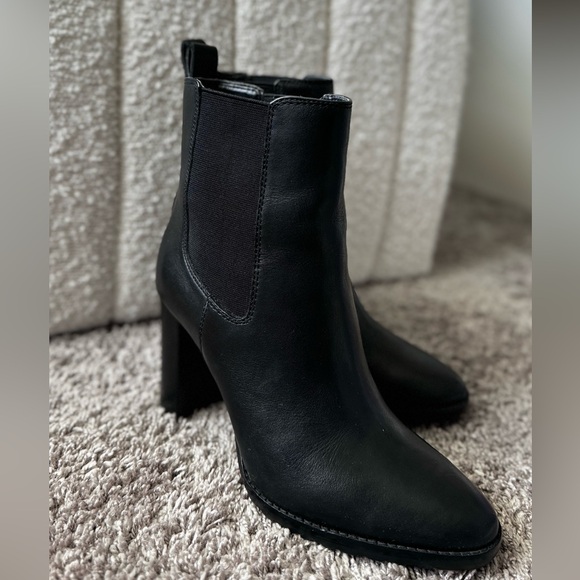 Ralph Lauren, size 7,5 black shoes - Picture 6 of 6